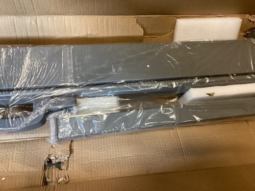 Side Awning - Lot 376