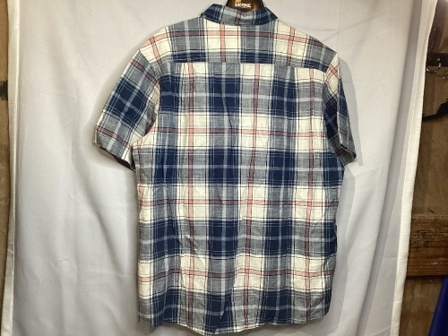 Red Head Short Sleeve Plaid Shirt, XL - Lot 240