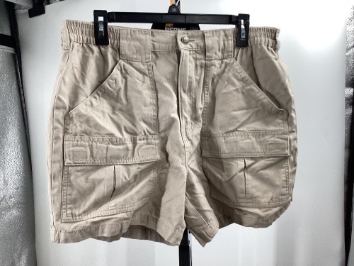 Red Head Men's Beacomber Shorts, Size 36 - Lot 453