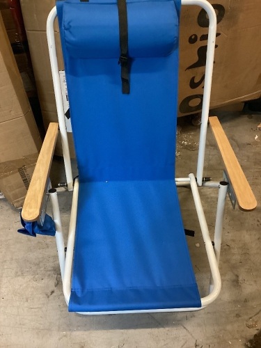 Lawn Chair, Blue - Lot 385