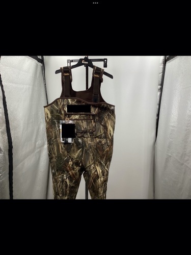 Men's Logo Fishing/Hunting Camo Neoprene Wader Lug Boots Size 9 - Lot 489