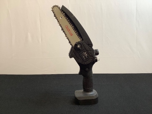 SeeSii 6 inch Mini Cordless Chainsaw - Lot 201