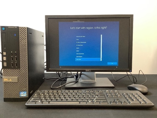 Dell Optiplex 790 Desktop Computer w/ 19" Monitor, Keyboard, Mouse - Monitor Scuffed - Lot 55