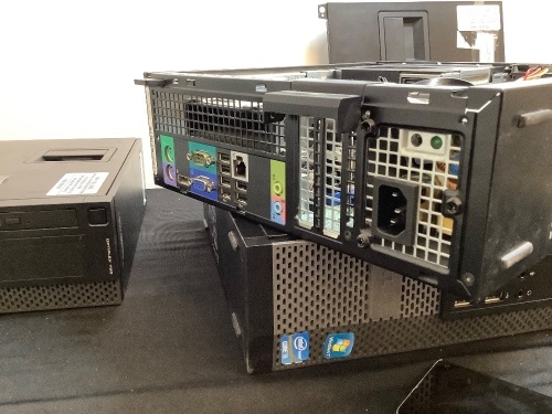 Lot of (3) Dell Optiplex 790 Desktop Computers - No Hard Drive - Lot 564