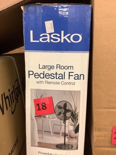 LaskoAdjustable Height 57 in. 4-Speed Oscillating Pedestal Fan with Remote Control and 20 in. Blade - Lot 18