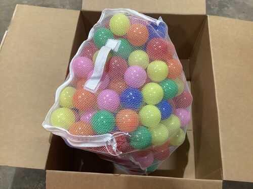 Ball Pit Balls in Carry Bag  - Lot 557