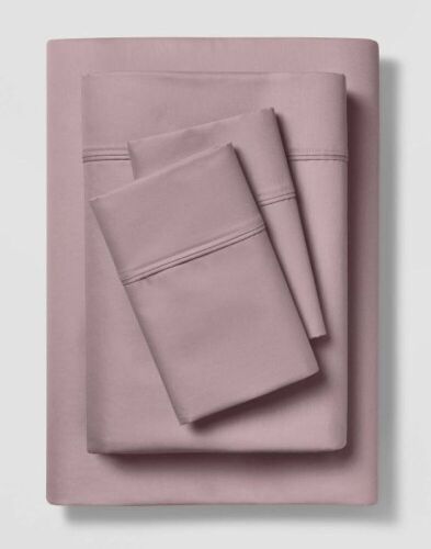 400 Thread Count Solid Performance Sheet Set, Full  - Lot 877