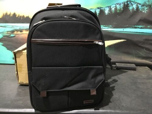 Sunflora Picnic Backpack - Lot 1179