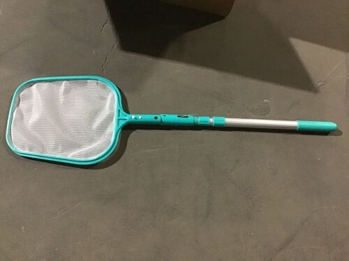 Pool Skimmer  - Lot 914