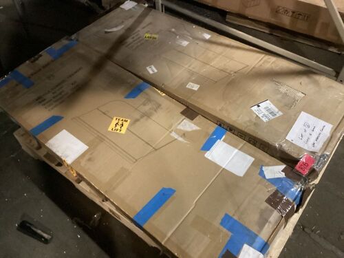 Lot of (2) Bi-Fold Tempered Glass Shower Doors 36"x55" - Lot 826