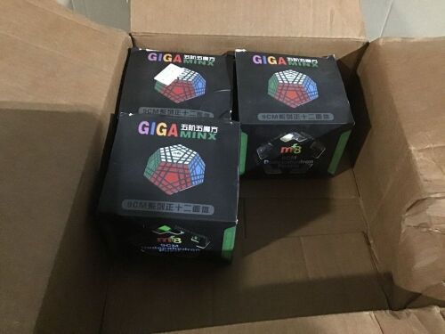 Lot of (3) Gigaminx Speed Cubes - Lot 563