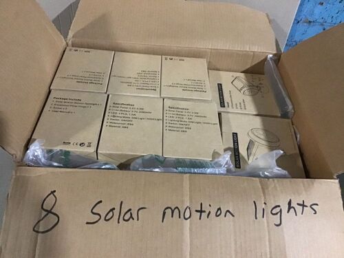 Lot of (8) Solar Motion Lights - Lot 809
