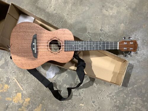 Apelila Concert Ukulele - Lot 997