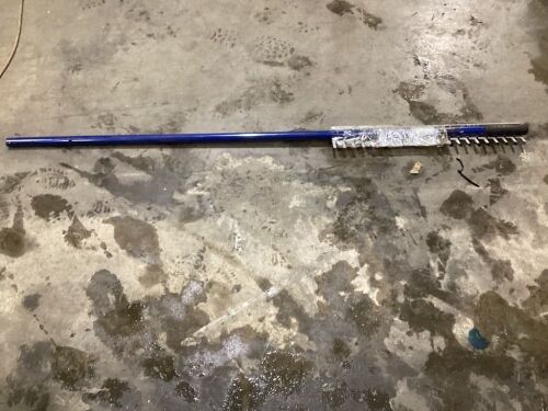 Extreme Max Commercial Grade Screening Rake  - Lot 1026