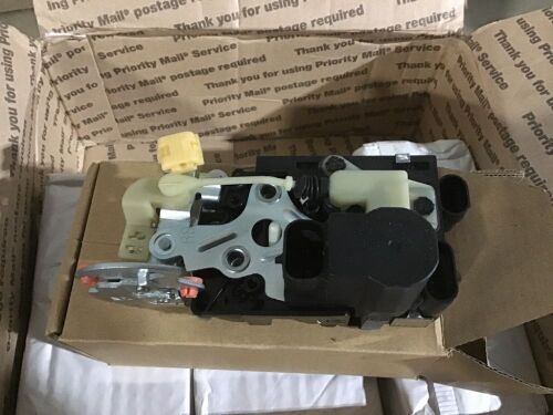 Lot of (4) Front Left & Right Door Lock Actuator for 1999-2000 Chevy Silverado 1500 - Lot 672