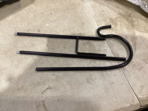 Lot of (8) Shepherd Hook  - Lot 950