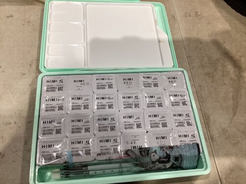 Himi Watercolor Paints - Case Damaged - Lot 327