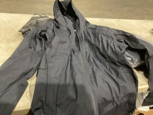 Lot of (2) Commuter Trench Coats - Men's L & Women's XL - Lot 966
