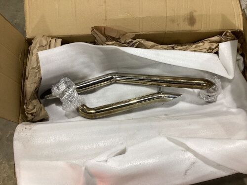 Exhaust Pipes  - Lot 836