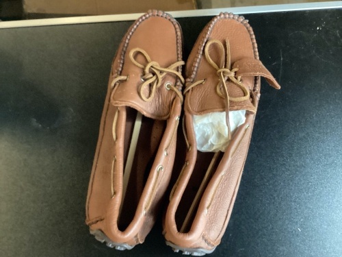 Minnetonka Moccasins Genuine Moose Women's 12 - Lot 124