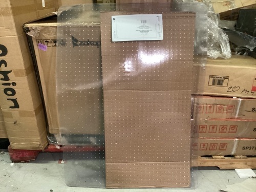 Low Carpet Chairmat, 35.5" x 47.5" - Lot 309