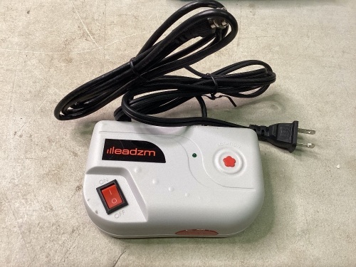 Leadzm Antenna Adapter Box - Lot 356