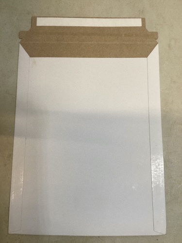Box of 100 Mailer Envelopes, 7x9in - Lot 982