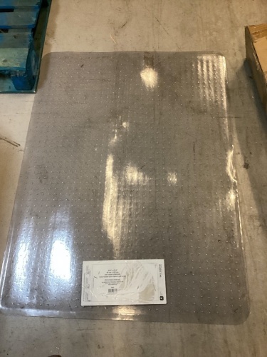 Low Carpet Chair Mat, 35.5" x 47.5" - Lot 1003