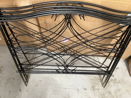 4 Piece Garden Decorative Fencing - Lot 326