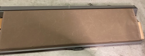 Retractable Awning - Lot 368