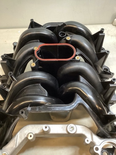 Upper Intake Manifold, Make/Model Unknown - Lot 504