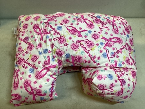 Rainbow Star Chest Pillow - Lot 899