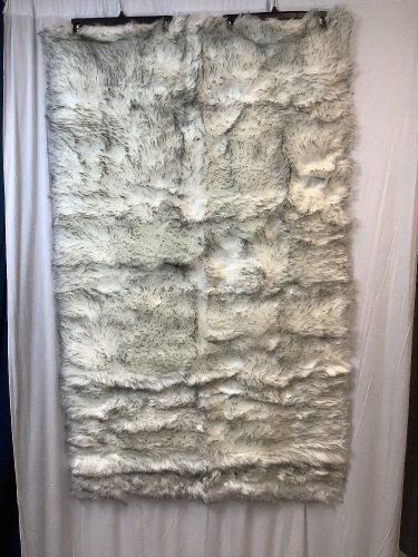 58"x34" Fluffy Area Rug - Lot 167