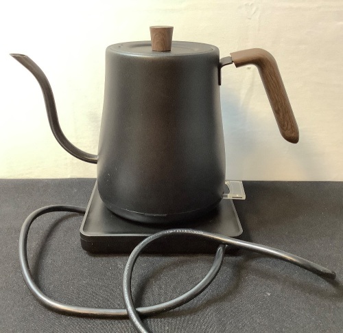 Electric Kettle with Precise Temperature Control - Lot 224