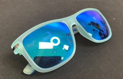 Hoyee Eyes Sunglasses - Lot 454