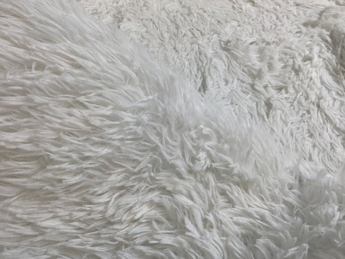 6x4 Fluffy Rug - Lot 486