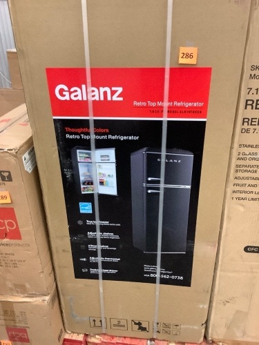 Galanz 7.6 cu ft Retro Top Mount Refrigerator - Lot 286