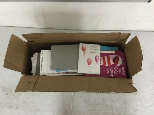 Box of Assorted Greeting Cards - Lot 7425