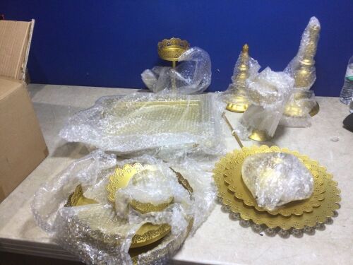 Gold Cake Stand Dessert Display Set  - Lot 398