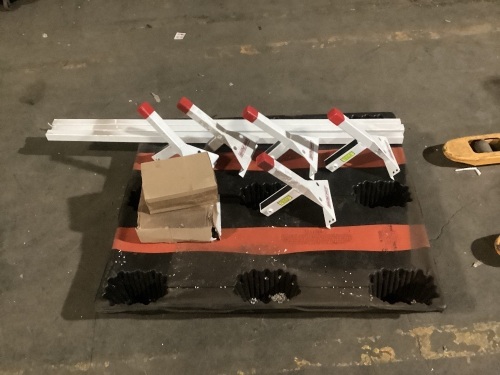 Weather Guard All Purpose Roof Rack - Missing 1 Mount - Lot 745