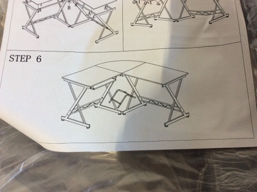 Corner Desk - Appears New  - Lot 840