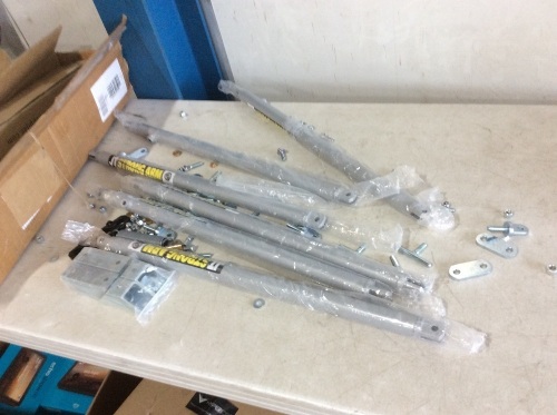 Lippert 191023 JT's Strong Arm Fifth-Wheel Jack Stabilizer Kit - E-Comm Return, Unknown Condition  - Lot 680