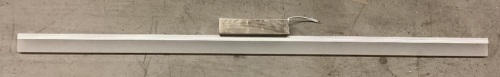 Light Fixture - Lot 100