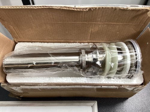 LED Widespread 8" Bathroom Faucet - Lot 330