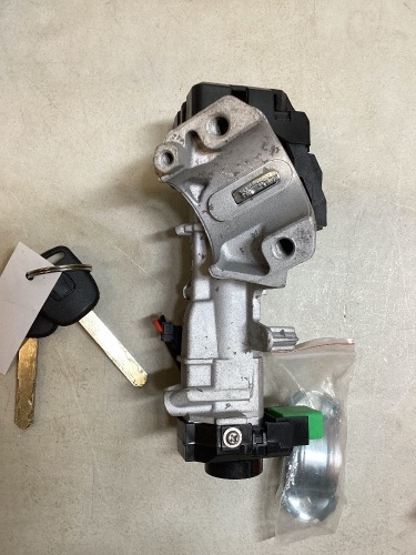 Ignition Switch Cylinder Lock Trans For 03-11 Honda Accord CRV Fit Civic Odyssey - Lot 392