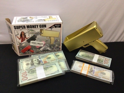 Money Gun w/ Play Money - Lot 209