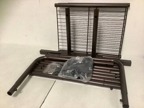 Rolling Adjustable Clothes Rack - Lot 123