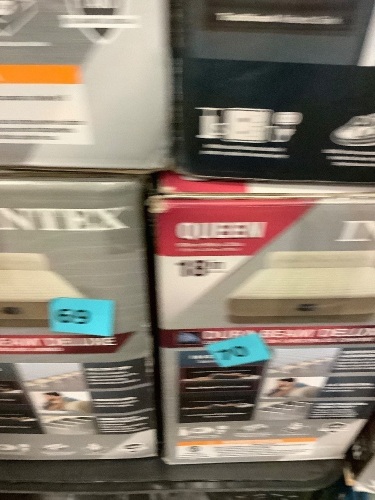 Intex Dura Beam Deluxe 18in Queen - Lot 69
