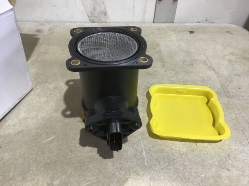 MOSTPLUS Mass Air Flow Sensor Meter for Nissan Sentra 2003-2006 - Lot 521