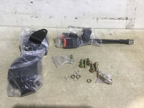 3 Point Seat Belt Retractable Adjustable Strap - Lot 688